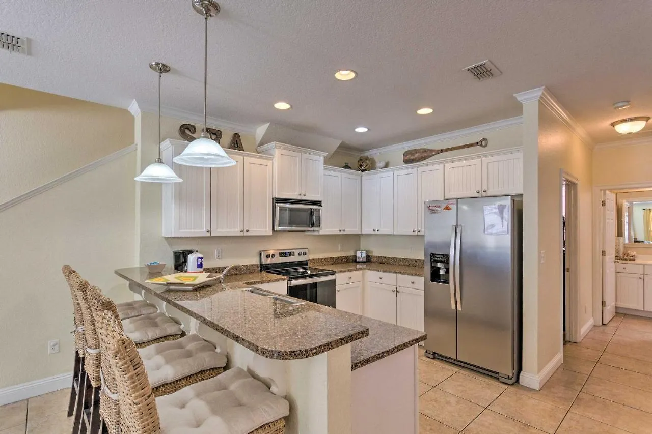 Holiday home The Sun Shack With Pool Access Less Than 1 Mi To Beach! Destin